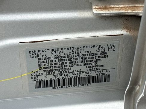 Used 2022 Nissan Sentra SV w/ Trunk Package FWD image 22