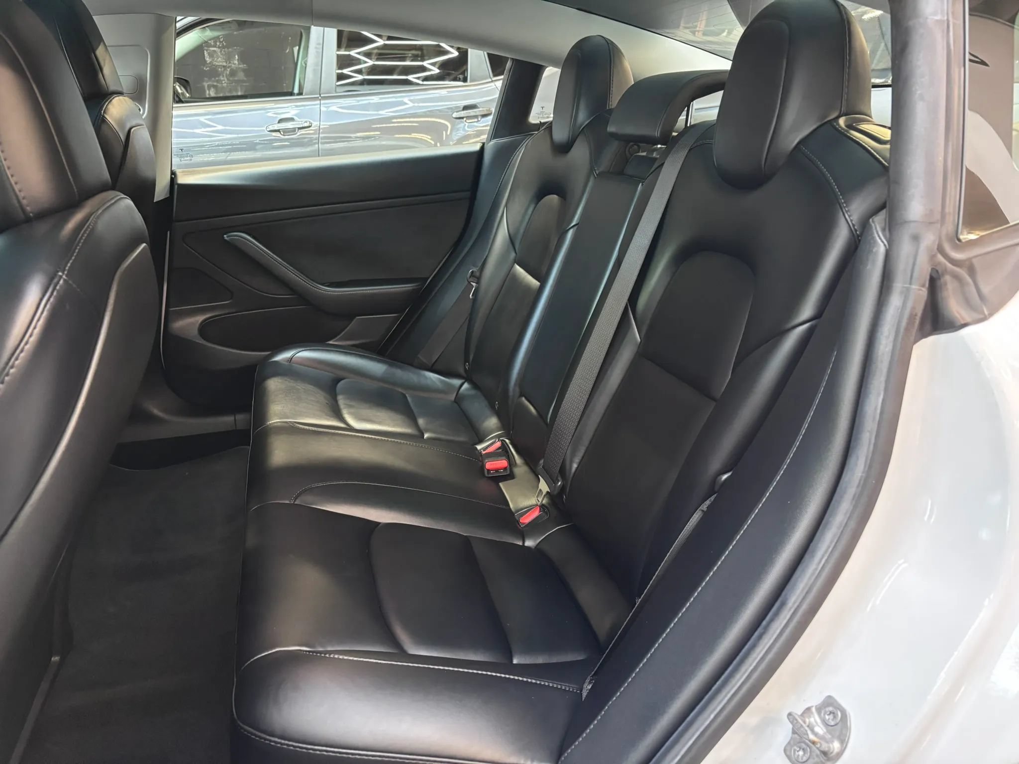 Used 2020 Tesla Model 3 Standard Range Plus RWD image 21