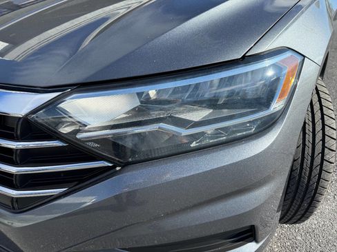 Used 2019 Volkswagen Jetta SE image 39