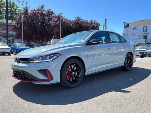 New 2026 Volkswagen Jetta GLI Autobahn FWD image 4