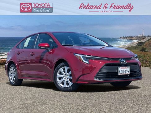 Used 2026 Toyota Corolla LE FWD image 1