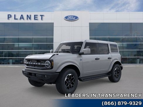 New 2026 Ford Bronco Outer Banks AWD/4WD image 1