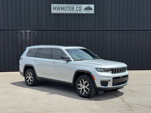 Used 2025 Jeep Grand Cherokee L Limited w/ Luxury Tech Group II AWD/4WD image 1