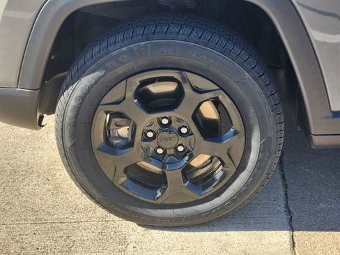 Used 2023 Jeep Compass Trailhawk w/ Trailhawk Elite Group image 10