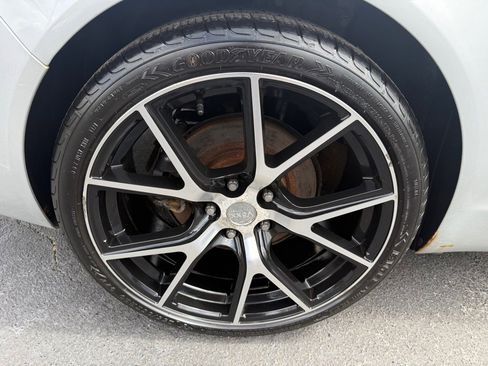 Used 2012 Buick Regal GS image 27