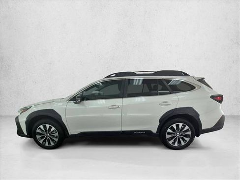 Used 2025 Subaru Outback Limited w/ Popular Package #2 AWD/4WD image 9