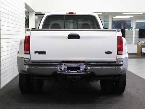 Used 2000 Ford F350 XLT image 9
