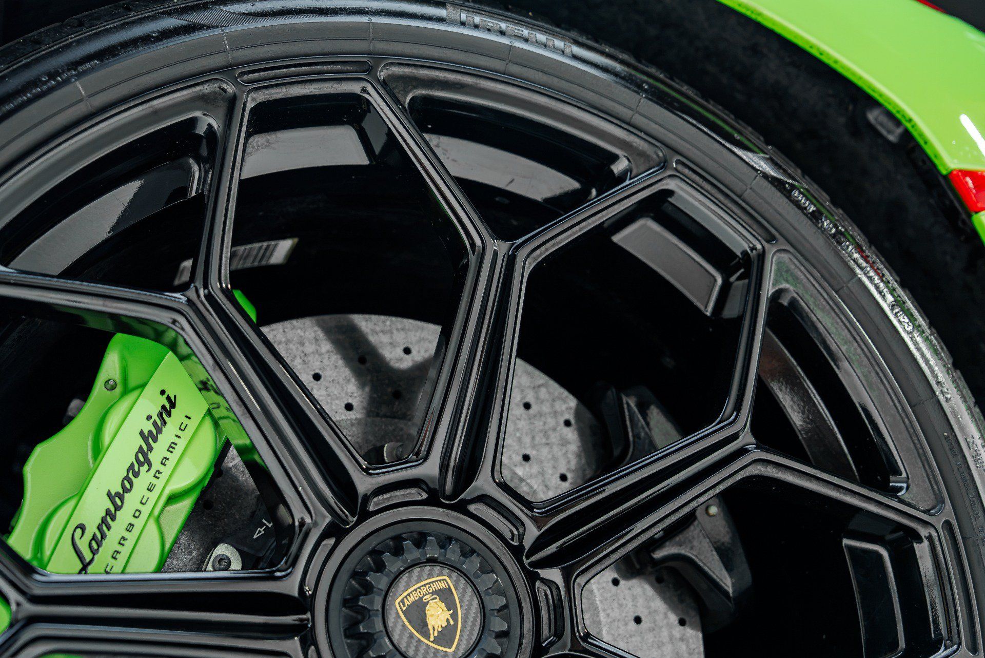 Used 2019 Lamborghini Aventador SVJ AWD/4WD image 65