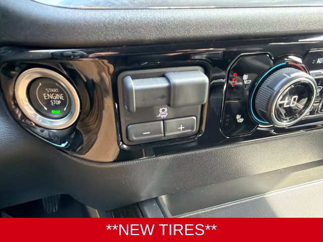 Used 2023 Chevrolet Silverado 1500 RST RWD image 19