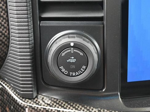 New 2025 Ford F150 Lariat w/ Equipment Group 502A High image 23