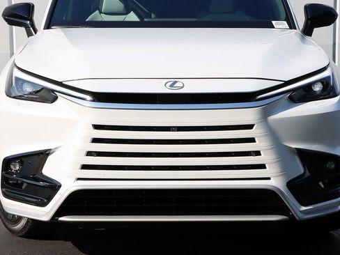 New 2026 Lexus TX 500h 500h F SPORT Performance Premi image 6