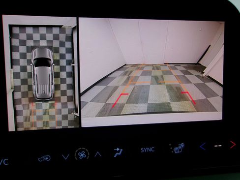 New 2026 Chevrolet Traverse LT w/ Driver Confidence Package image 5