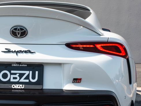 Used 2020 Toyota Supra Launch Edition w/ Driver Assist Package RWD image 32