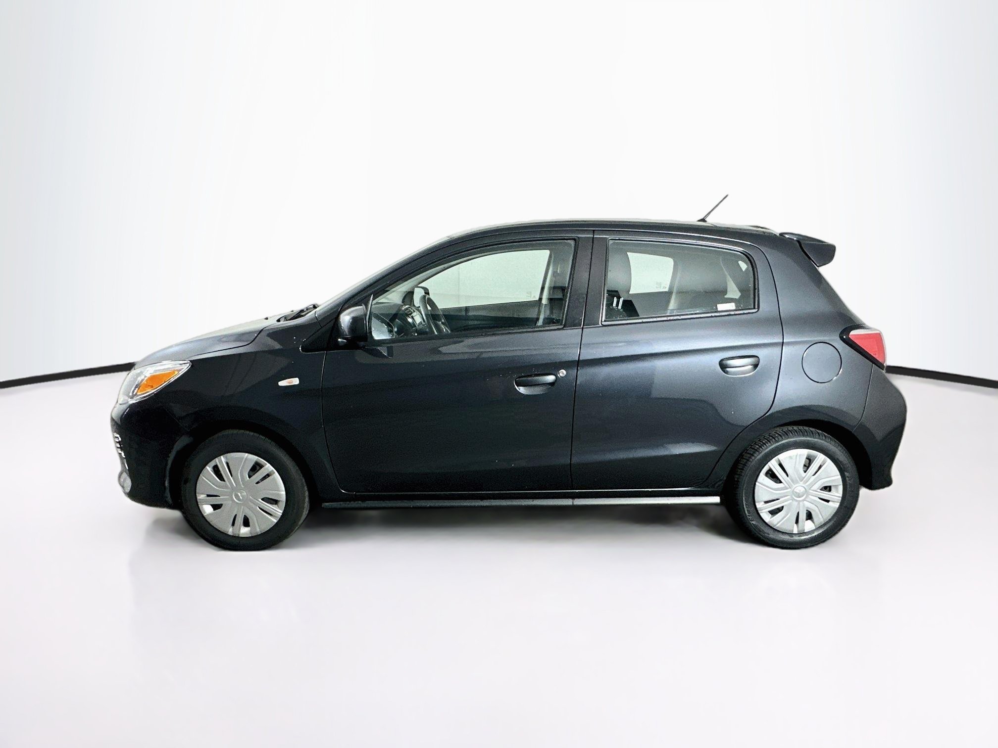 Used 2024 Mitsubishi Mirage ES FWD image 4