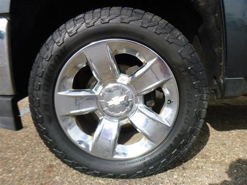 Used 2017 Chevrolet Silverado 1500 LTZ w/ Sport Package image 25