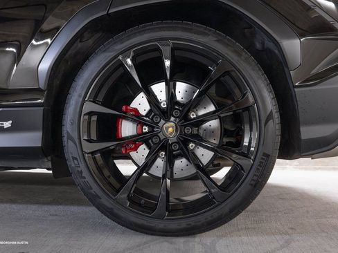 Used 2024 Lamborghini Urus S image 8