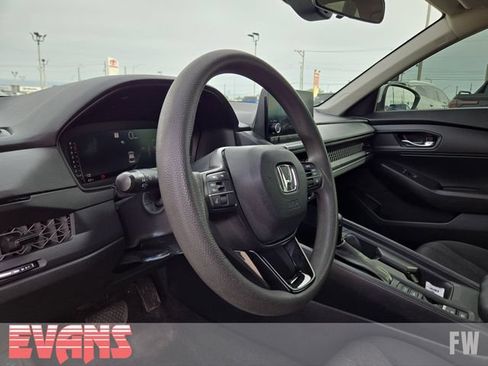 Used 2023 Honda Accord LX image 19