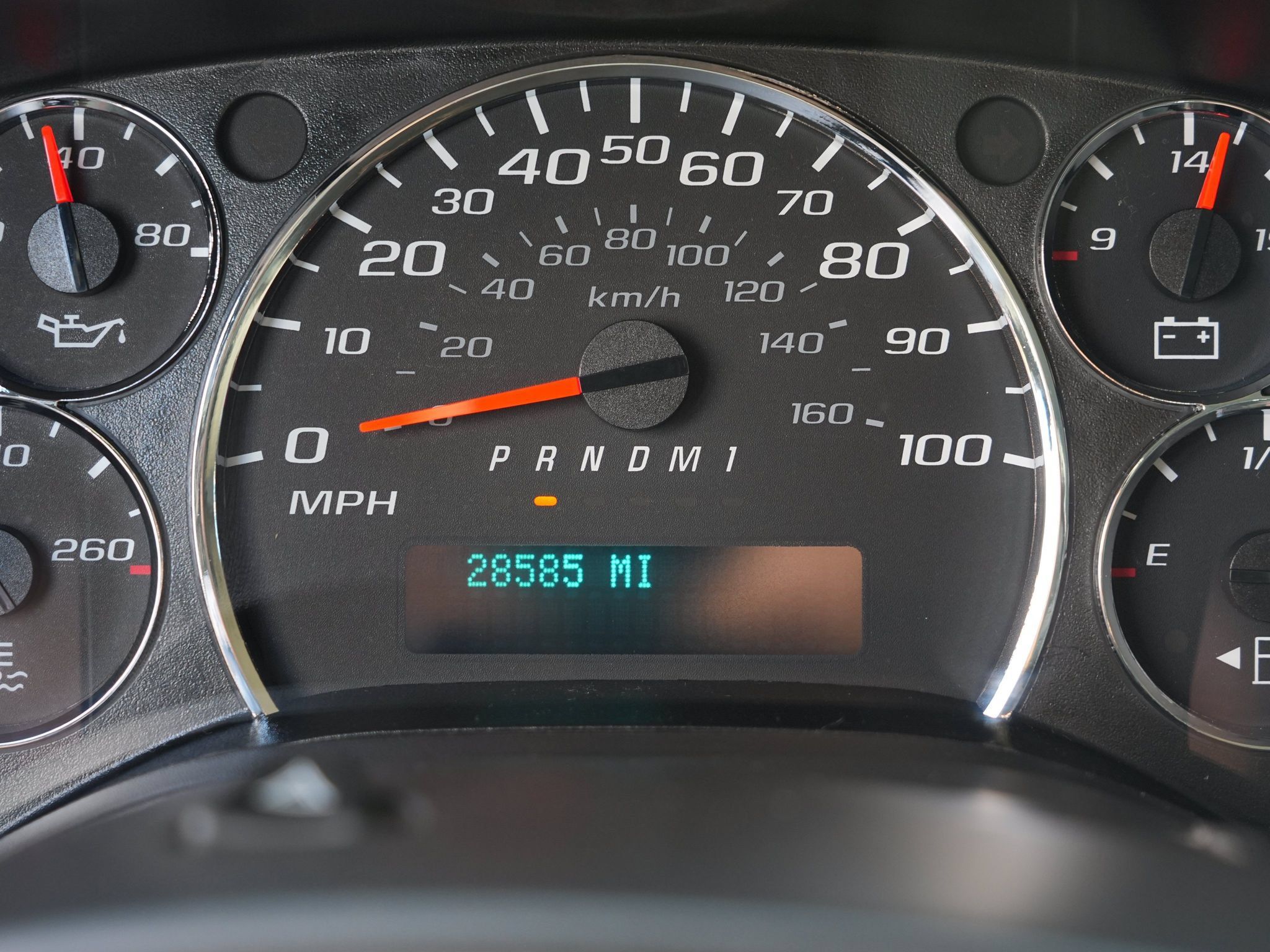 Used 2017 Chevrolet Express 2500 RWD image 27