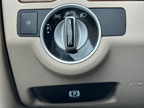 Used 2016 Mercedes-Benz E 550 Cabriolet image 29