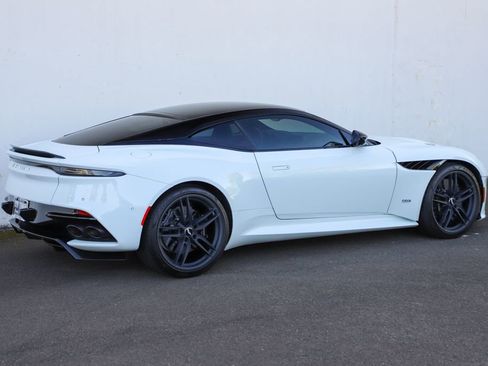 Used 2019 Aston Martin DBS Superleggera RWD image 5
