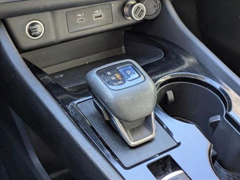 Used 2021 Nissan Rogue S AWD/4WD image 16