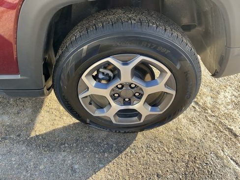 Used 2022 Jeep Compass Trailhawk w/ Trailhawk Convenience Group image 4