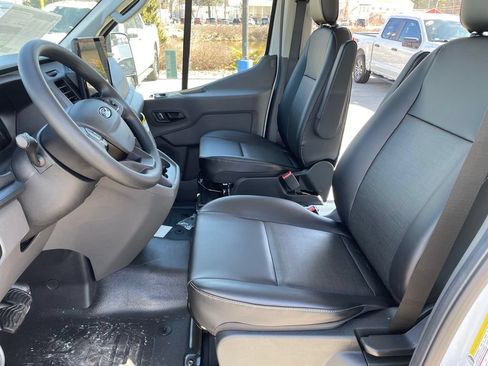 New 2026 Ford Transit 250 Low Roof RWD image 8
