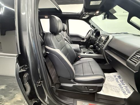 Used 2018 Ford F150 Raptor w/ Equipment Group 802A Luxury AWD/4WD image 21