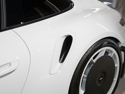 Used 2025 Porsche 911 GT3 RS RWD image 31