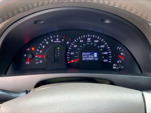 Used 2011 Toyota Camry XLE w/ XLE Extra-Value Pkg #1 FWD image 24