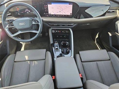 Certified 2025 Audi Q5 Premium Plus w/ Premium Plus AWD/4WD image 18