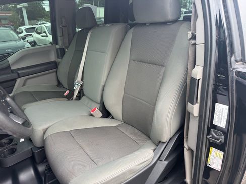 Used 2017 Ford F150 XL w/ Equipment Group 101A Mid AWD/4WD image 34