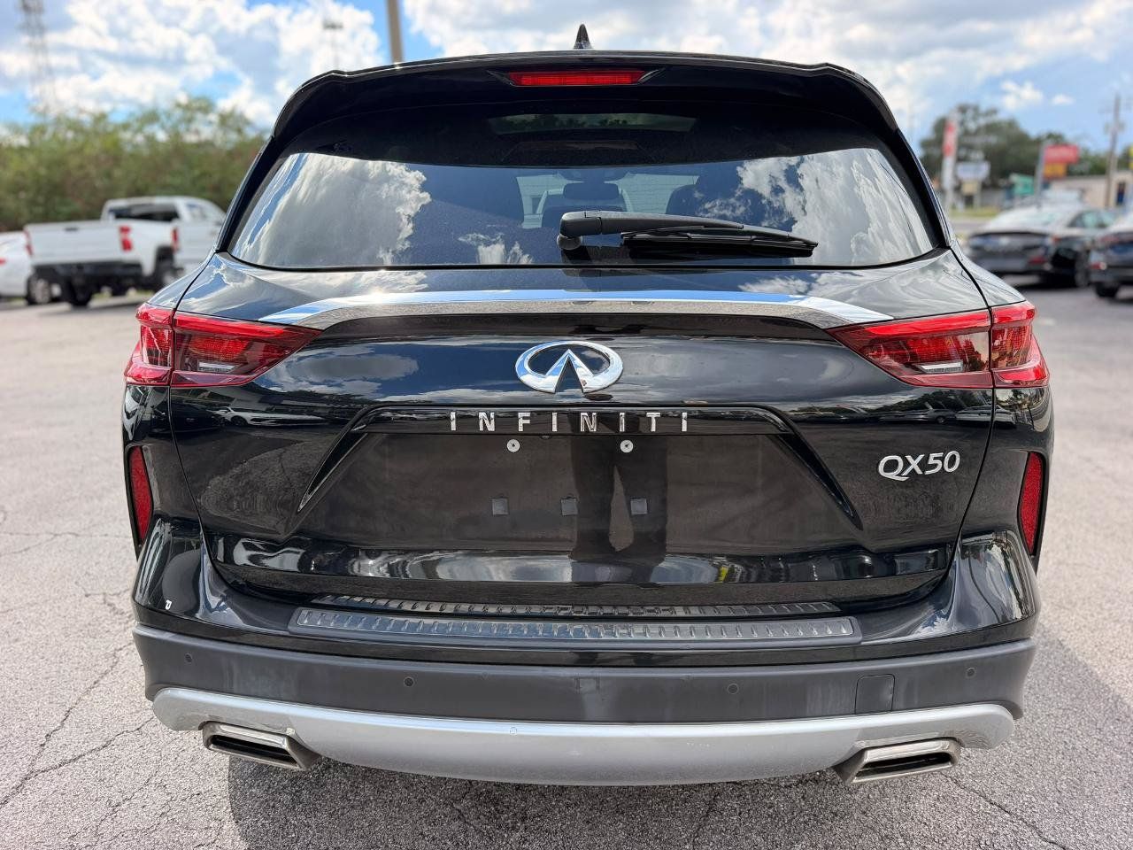 Used 2019 INFINITI QX50 Essential w/ Sensory Package AWD/4WD image 7