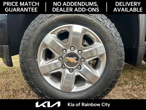 Used 2021 Chevrolet Silverado 2500 LTZ w/ Z71 Chrome Sport Edition image 11