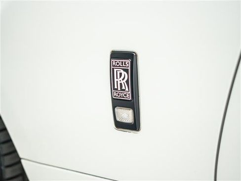 Used 2016 Rolls-Royce Wraith image 16