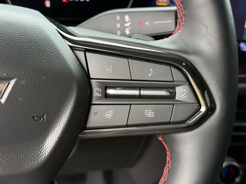 Used 2026 Chevrolet Traverse RS w/ LPO, Floor Liner Package FWD image 38