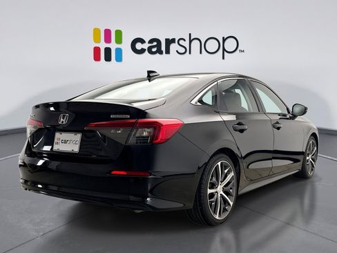 Used 2022 Honda Civic Touring image 5