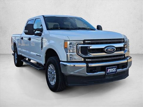 Certified 2022 Ford F250 XLT AWD/4WD image 3