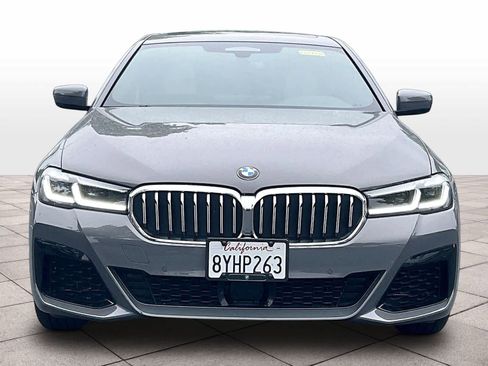 Used 2022 BMW 540i w/ M Sport Package RWD image 3