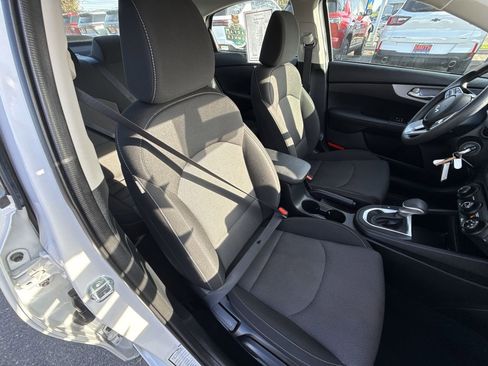Used 2024 Kia Forte LXS image 23