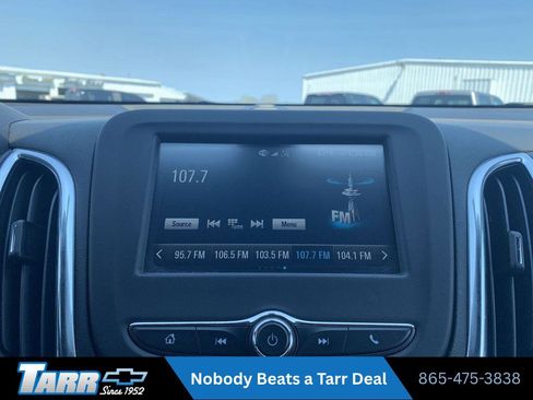 Used 2018 Chevrolet Equinox LT image 12