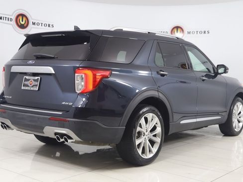 Used 2022 Ford Explorer Platinum w/ Equipment Group 601A AWD/4WD image 3