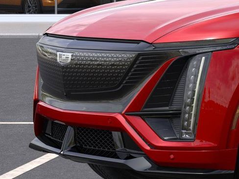 New 2026 Cadillac Lyriq V w/ LPO, Floor Liner Package AWD/4WD image 13