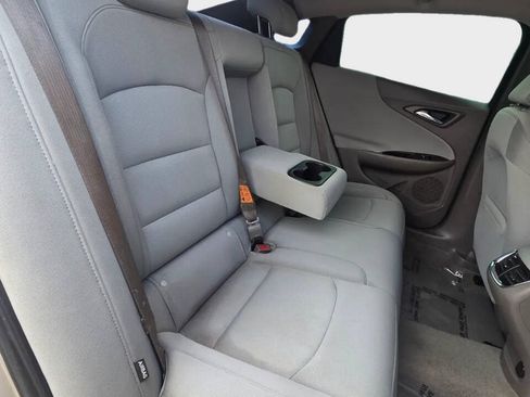 Used 2022 Chevrolet Malibu LT FWD image 13