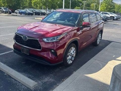 Used 2023 Toyota Highlander Limited AWD/4WD image 8