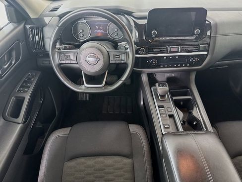 Used 2024 Nissan Pathfinder SV FWD image 22