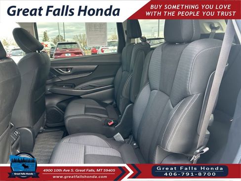 Used 2025 Subaru Ascent Premium image 22