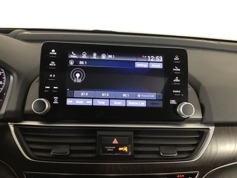 Used 2021 Honda Accord Touring image 18