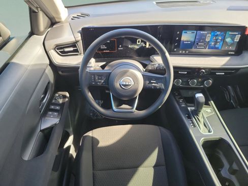 New 2026 Nissan Kicks S image 14