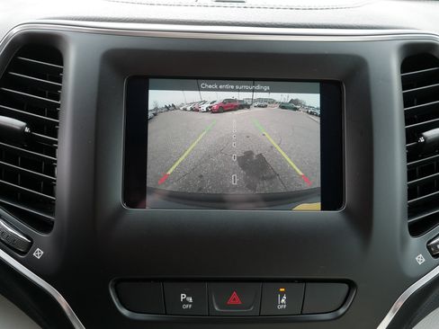 Used 2021 Jeep Cherokee Latitude Lux image 27